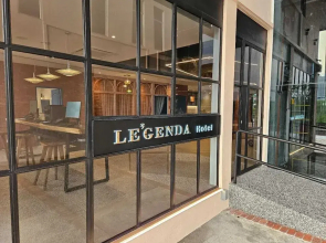 Le'genda Hotel