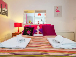 Host Stay Montpelier Colours