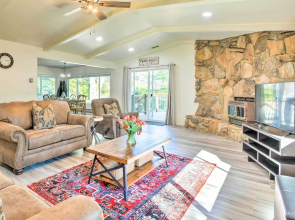 Furnished Deck & Fire Pit: Sherwood Forest Cabin
