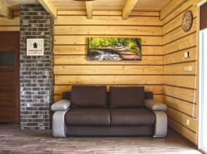 Eco-friendly House by Goszcza Lake