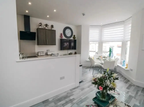 The Monroe, Luxury for up to 4 Guests