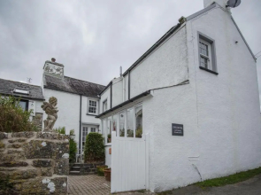 Hall House - 3 Bedroom Cottage - Saint Florence