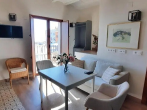 AR28-1, Coqueto apartamento en primera línea de playa