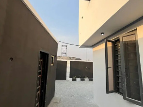 Kozy Apartment & Lounge