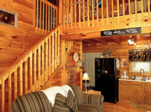 A Bit of Heaven - 2 Bedrooms, 2 Baths, Sleeps 8 Cabin by RedAwning