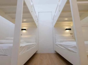 3-Star Mystery Hotel In Osmena Highway Manila