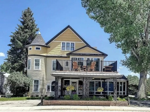 The Boho Buffalo Inn