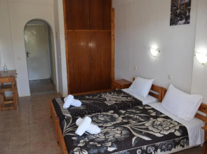 Irida Studios And Suite