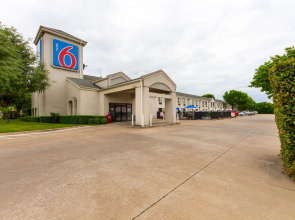 Motel 6 Dallas, TX - Northeast