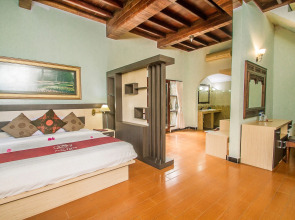 Puri Saron Hotel Madangan