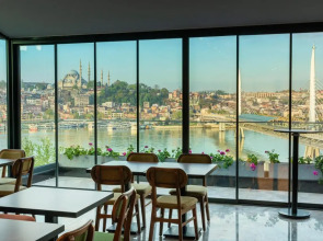 Csk The Halich Port Istanbul