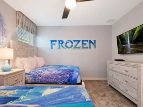 Storey Lake - 9 Bedroom Home with Pool - 1678ST 9 Home by RedAwning