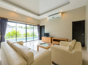 Lespalm Layantara Pool Villa Resort