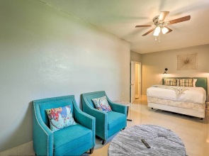 Las Vegas Getaway w/ Patio & Grill: ~3mi to Strip!
