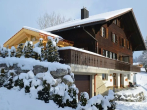 Ariel Saanen in Saanen