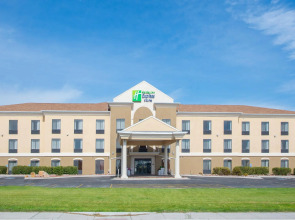 Holiday Inn Express Hotel & Suites Douglas by IHG