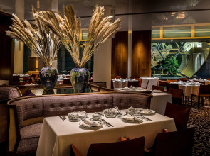 The Ritz-Carlton, Millenia Singapore