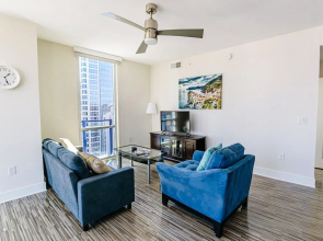 Uptown Fully Furnished Apartments
