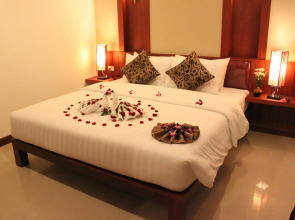 Patong Hemingway's Hotel