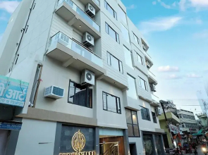 Geetanjali Hotel and Suites