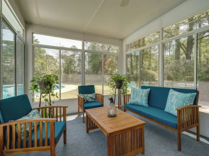 Wilmington Rental ~ 4 Mi to Wrightsville Beach!