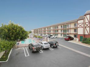 Best Western Surf City