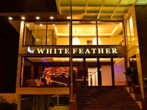 Hotel White Feather