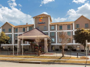 Comfort Suites Waco Near University Area