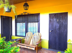 Dos Palmas Studio Apartments