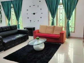 3R3B with Pool in Kota Bharu near Datu River