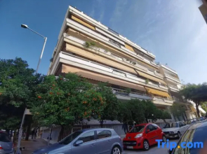 Quiet House-Athens Center 100 Meters Balcony on the Top Floor