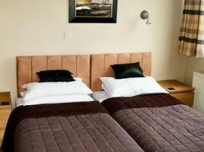 Ewenny Woods B&B