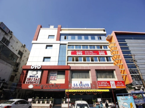 OYO Flagship 27863 Sri Sai Regency
