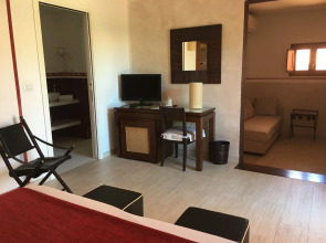 Cala Rosa Club Hotel