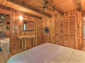 Cabin w/ 3 Acres, Tennis Courts: By 4 Ski Mtns