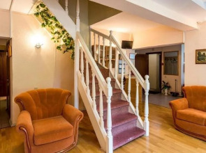 Gostevoj dom na Komsomol'skoj