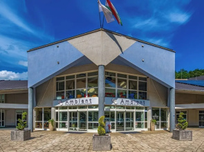 Ambient Hotel & Aromaspa Sikonda