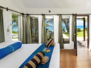 Oarsman's Bay Lodge