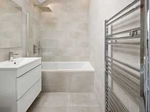 Stylish 2 Bedroom Apartment