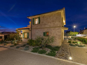 Rustic Villa Viamare