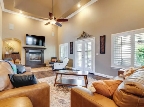 Clovis Retreat w/ Patio & Yard ~ 3 Mi to Old Town!