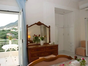 Stylish Flat/ Romantic Sunsets, 300m To The Beach