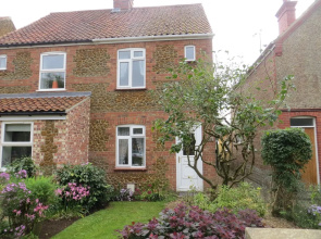 Poppy & Will's.....quiet, Cosy Cottage