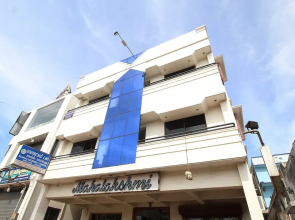 OYO 40499 Mahalakshmi Tower