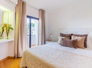 Albufeira Family Oasis with Pool