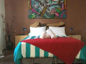 Princesa Insolente Hostel