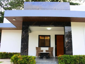 Aurora Villas and Cabin Resort