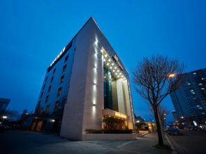 Hotel Hive Inn
