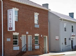 Crimson Inn