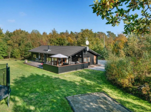 "Mourits" - 1.2km from the sea in NE Jutland